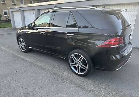 Mercedes-Benz GLE 350 GLE Diesel d 4Matic 9G-TRONIC AMG Line