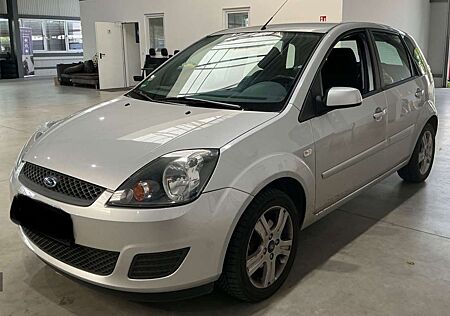Ford Fiesta Style