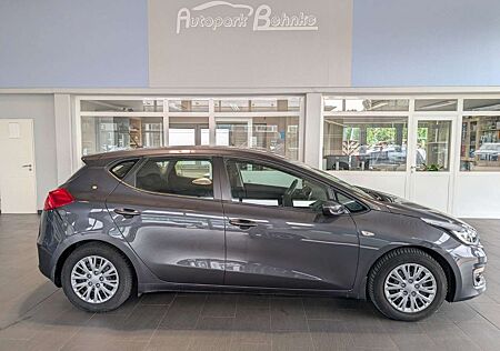 Kia Cee'd Ceed / 1.4 Attract*Sitzh.*Lenkradh.*Klima*