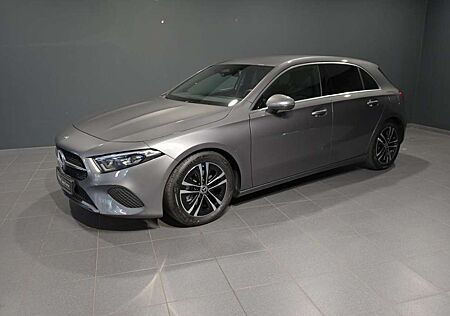 Mercedes-Benz A 180 PROGRESSIVE/LED/NAVI/MBUX/AHK/SHZ