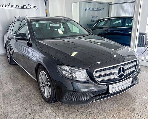 Mercedes-Benz E 200 T Avantgarde Navi Multibeam Kamera PDC!