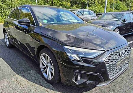 Audi A3 Sportback 40TFSIe S-tronic S LINE LED PARKEN