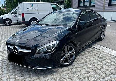 Mercedes-Benz CLA 180 7G-DCT AMG Line