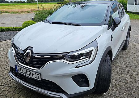 Renault Captur +TCe+100+EXPERIENCE