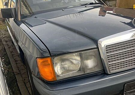 Mercedes-Benz 190 D