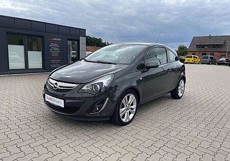 Opel Corsa D 1.4 Innovation 2HD Sitzheizung 17 Zoll