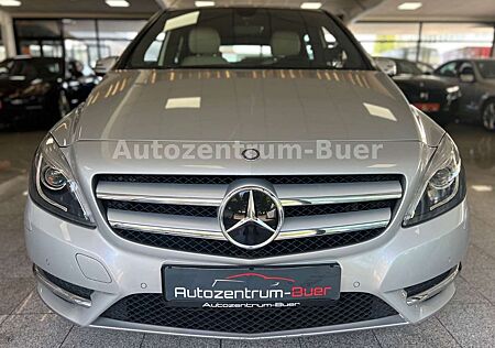Mercedes-Benz B 180 Automatik Kamera/Navi/Scheckheft