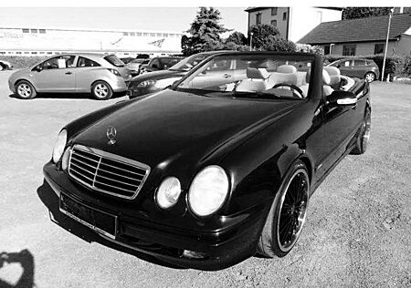 Mercedes-Benz CLK 230 CLK-Klasse Cabrio Kompressor Elegance