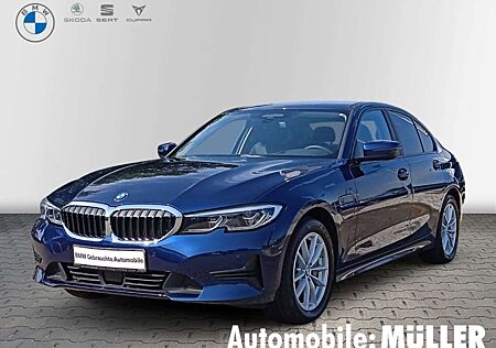 BMW 330 e Lim. Park-Assistent*HUD*Soundsystem*HarmanKardon