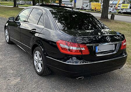 Mercedes-Benz E 350 CDI BlueEfficiency 4MATIC Avant. Panorama