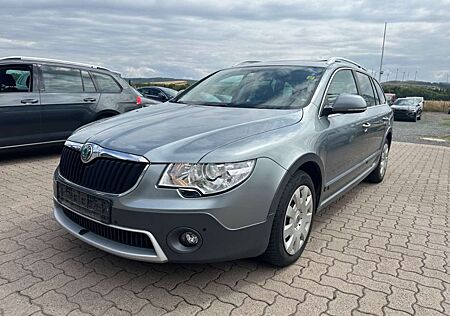 Skoda Superb 2.0TDI Combi Elegance 4x4 Xenon/Pano/AHK
