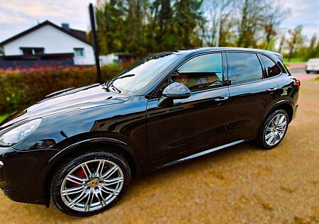 Porsche Cayenne Diesel Platinum Edition