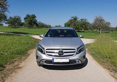 Mercedes-Benz GLA 200 Activity Edition