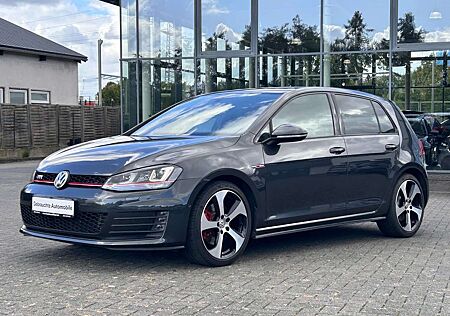 VW Golf GTI Volkswagen GTI BMT / Navigation / Xenon Licht / Rückfahrk.