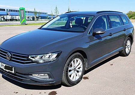 VW Passat Variant Volkswagen 2.0 TDI SCR DSG Business