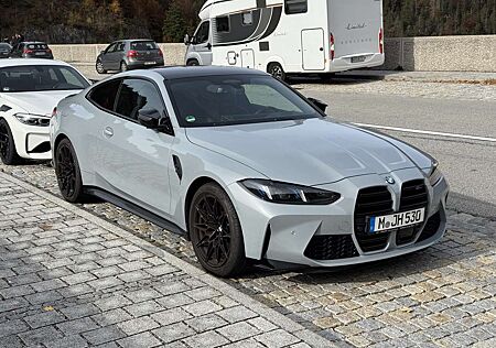 BMW M4 M xDrive Competition – Pure Power trifft Eleganz
