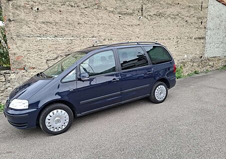 VW Sharan Volkswagen 1.9 TDI Automatik , Beim kauf TÜV neu