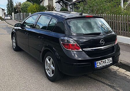 Opel Astra Fließheck 5-Türer 1.6