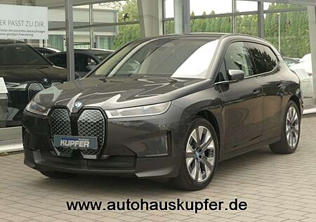 BMW iX xDrive50 Luftfed.ACC Pro-Laser HarmanKardon