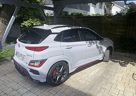 Hyundai Kona N + SD + AHK + Winter + Inspek. neu