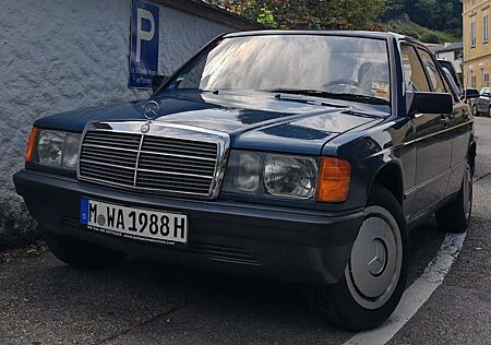 Mercedes-Benz 190 E