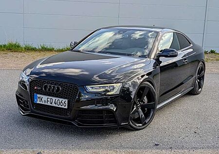 Audi RS5 S tronic | B&O | Phantomschwarz | Ohne V-Max