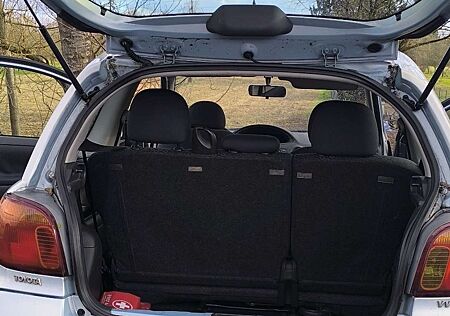 Toyota Yaris 1.0 Sol