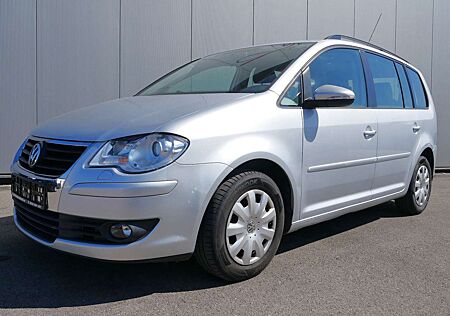 VW Touran Volkswagen 2.0 TDI Automatik Trendline
