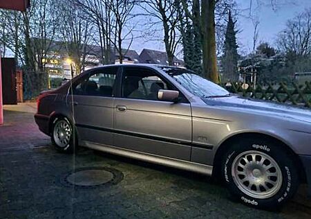 BMW 520i 520