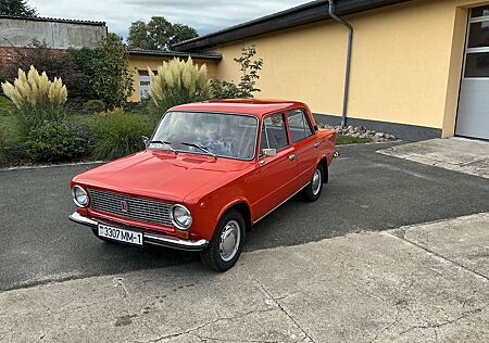 Lada 1200