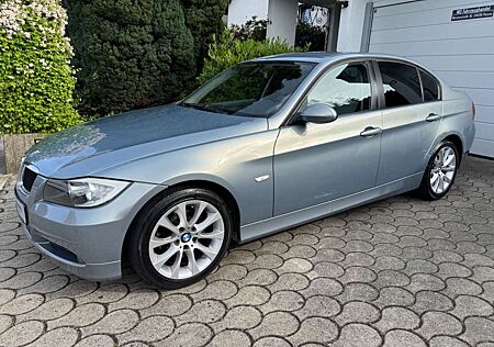 BMW 320 i Automatik *PDC*MEMORY*HU/AU NEU*