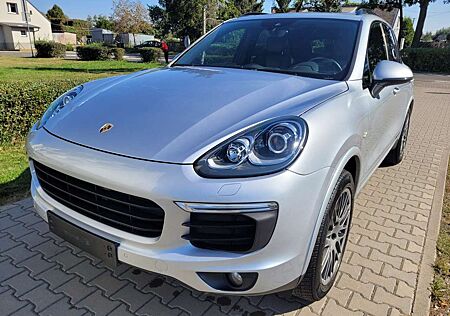 Porsche Cayenne S E-Hybrid Platinum Edition