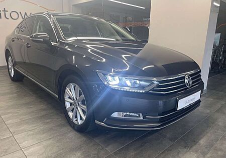 VW Passat Volkswagen 1.4 TSI Lim. Highline*DSG/LED/AHK/Virtual