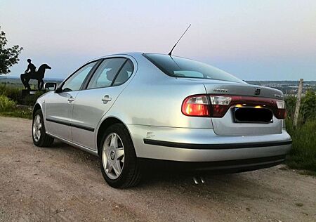 Seat Toledo 2.3 VR5 20V Signo