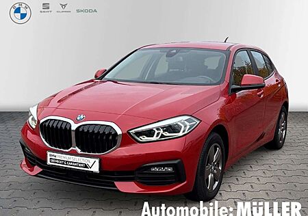 BMW 118 d Limousine HUD Navi Digitales Cockpit LED Sperrdi