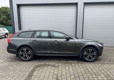 Volvo V90 Cross Country Pro AWD
