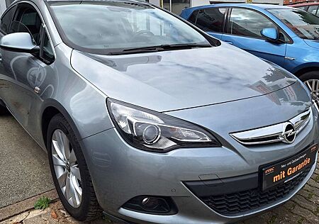 Opel Astra GTC Innovation