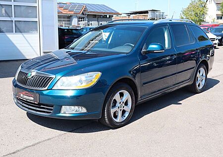 Skoda Octavia 2.0 TDI Combi Elegance_Navi_KlimAut_AHK