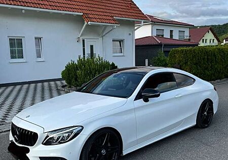 Mercedes-Benz C 200 Coupe 7G-TRONIC Edition 1