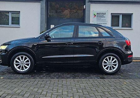 Audi Q3 1.4 TFSI - 1. Hand - S-LINE