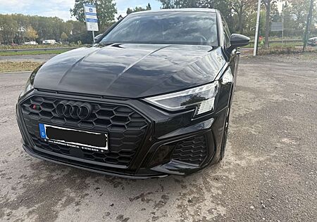 Audi S3 TFSI Limousine quattro S tronic