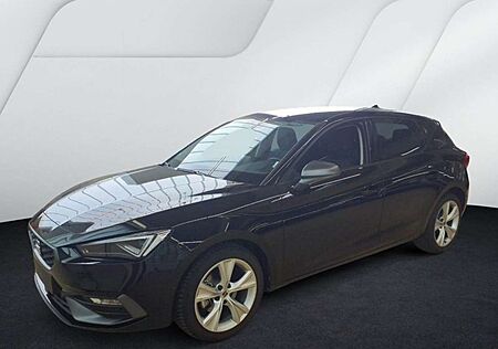 Seat Leon 1.5 eTSI FR MATRIX+NAVI+RFK