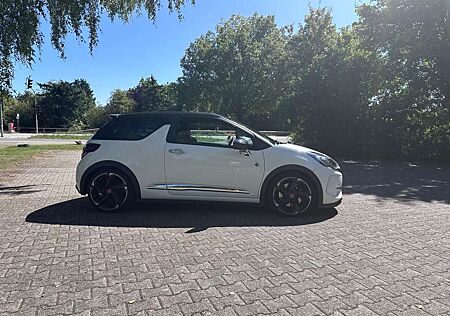 DS Automobiles DS 3 Cabrio Performance