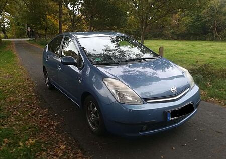 Toyota Prius (Hybrid) Executive