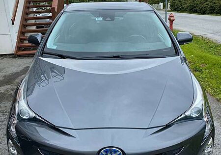 Toyota Prius (Hybrid) Executive