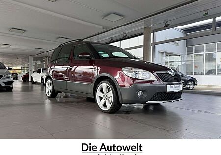 Skoda Roomster Scout Plus Edition 1.2 TSI PDC GLASDACH Klima