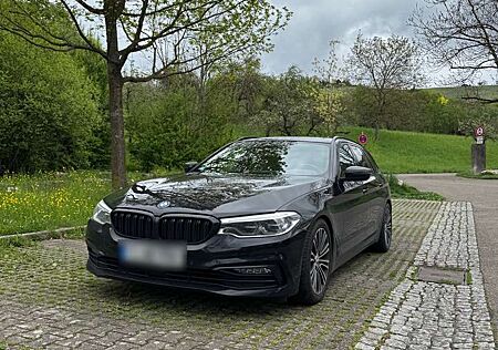 BMW 530d 530 xDrive Touring Aut. Sport Line