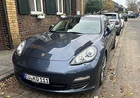 Porsche Panamera S