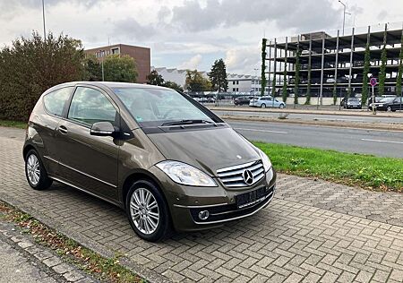 Mercedes-Benz A 170 gebraucht kaufen Mercedes-Benz A 170 Automatik-SHz-Teilleder-