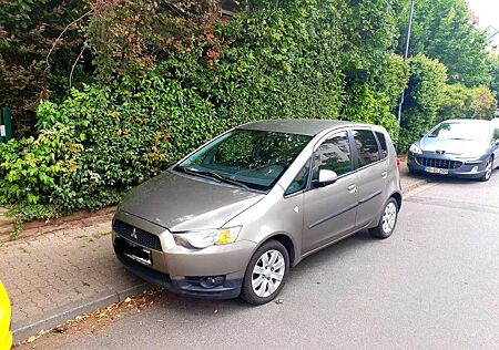 Mitsubishi Colt Facelift 1.3 Edition (2010)